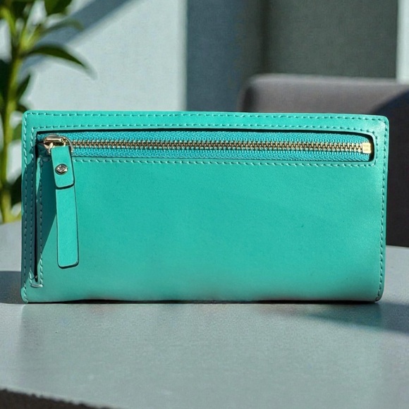Kate Spade Montford Park Nisha Wallet in Tiffany Blue. EUC. - Picture 9 of 16